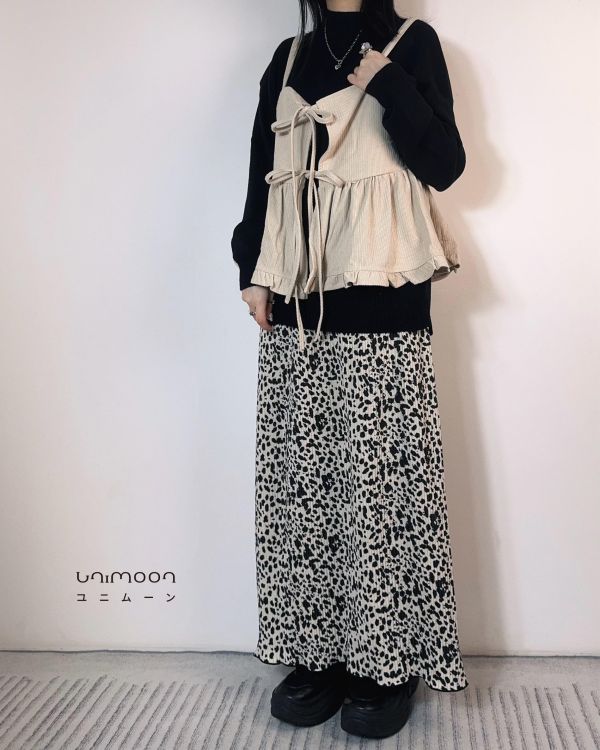 ᴅᴇᴄ 𝟮𝟱-𝟯 米白豹紋微磨毛卷邊開衩長裙 