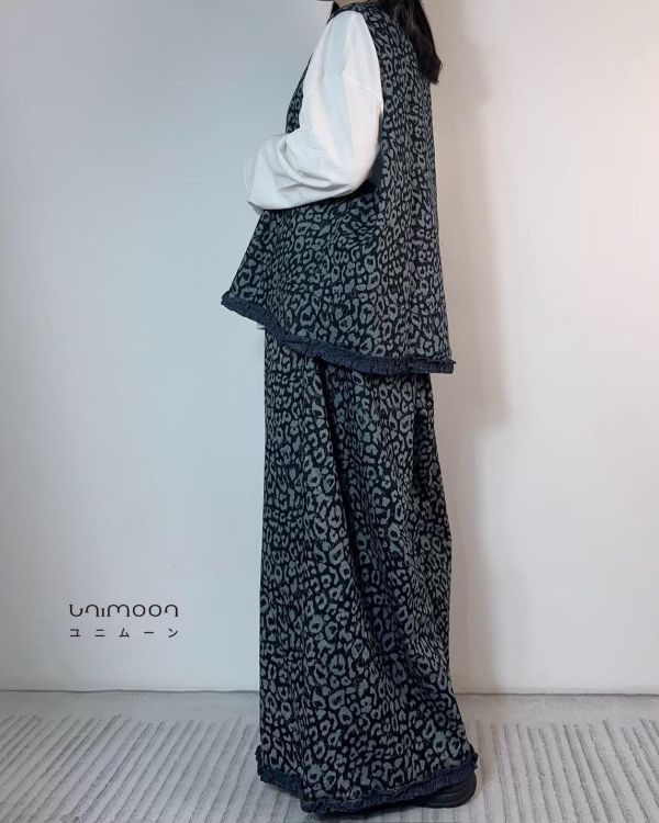 ɴᴏᴠ 𝟮𝟱-𝟮𝟮 丹寧豹紋木耳卷邊寬褲裙 