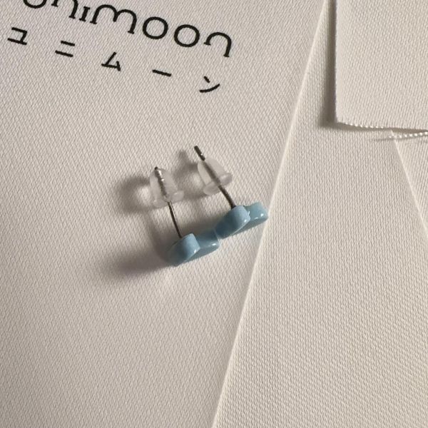 𝗔𝗖𝟮𝟲𝟬𝟮 陶瓷小藍心耳環 