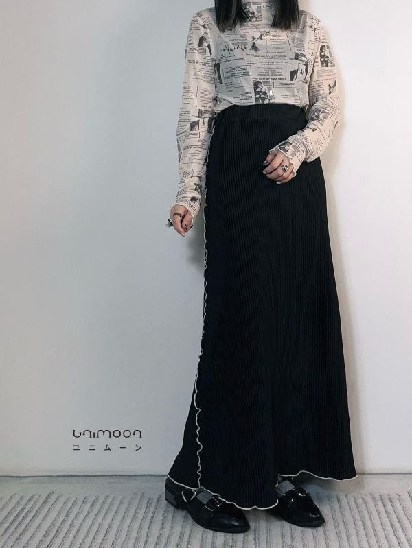 ᴊᴜɴ 𝟮𝟱-𝟭𝟲 撞色卷邊直筒修身坑條長裙 