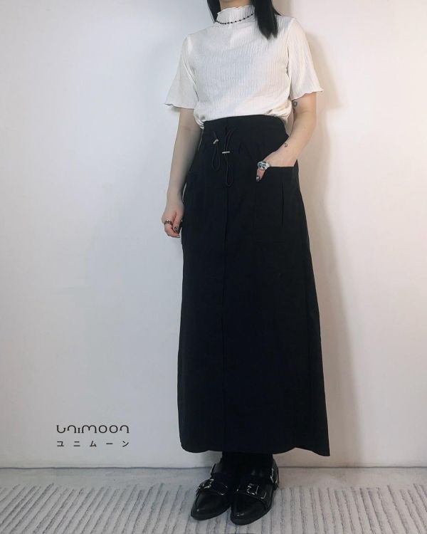 ᴊᴜɴ 𝟮𝟱-𝟭𝟴 機能工裝感彈性布開衩直筒裙 