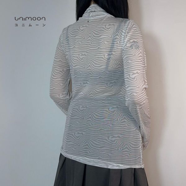 𝟮𝟲𝟯𝟬𝟰 斑馬紋彈性透膚打底上衣 