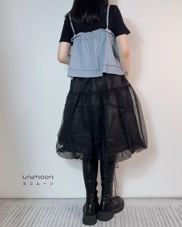 𝟮𝟲𝟯𝟭𝟰  淺淺藍天細紋棉質單綁帶背心 