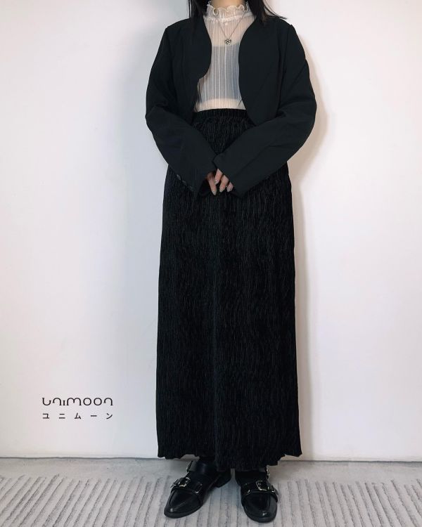 𝟮𝟲𝟭𝟭𝟯 簡約外罩式無扣短版西裝外套 