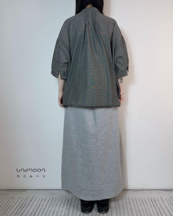 𝟮𝟲𝟰𝟬𝟴 小秘密口袋直條襯衫 