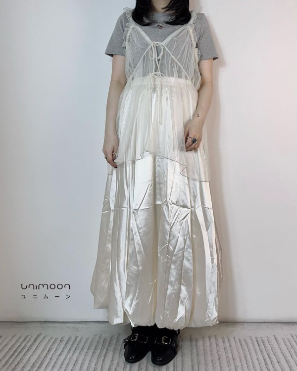 𝟮𝟲𝟯𝟭𝟯 好比例前中線基本款圓領上衣 