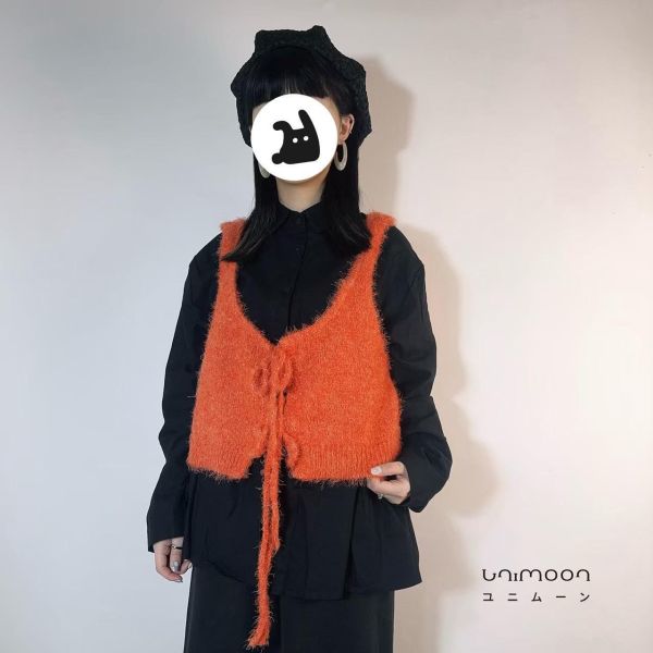 ᴅᴇᴄ 𝟮𝟱-𝟭𝟭聖誕款雙綁帶毛絨絨背心 