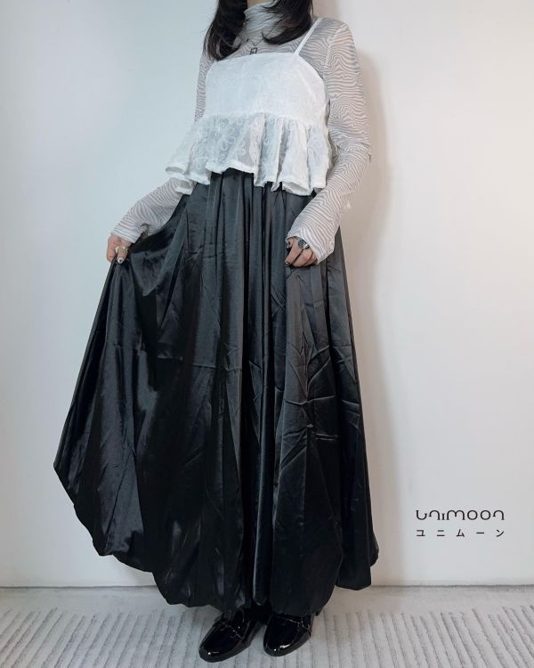 ɴᴏᴠ 𝟮𝟱-𝟮 幽幽花影雙面穿雙綁帶背心 