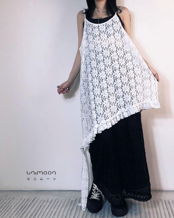 ꜱᴇᴘ 𝟮𝟱-𝟳 夜影刺繡後開衩直筒長裙 