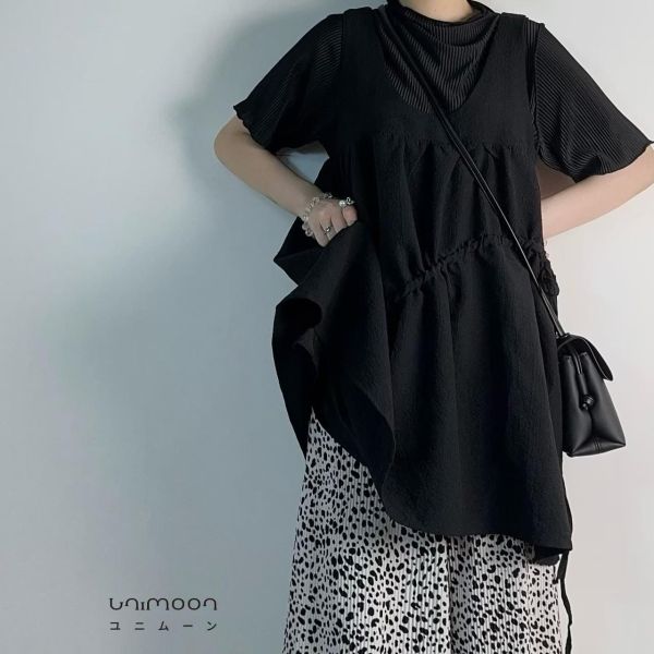 ᴀᴜɢ 𝟬𝟭 U領抽繩綁帶短背心洋裝 