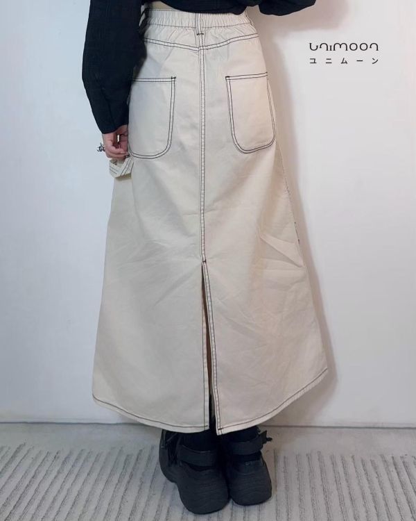 ᴊᴜʟ 𝟮𝟱-𝟮 撞色車縫線設計多扣A字裙 