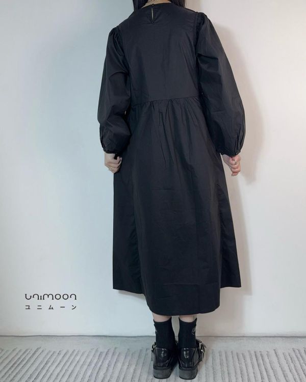 ɴᴏᴠ 𝟮𝟱-𝟭𝟳 黑夜與白花兩件套套裝 