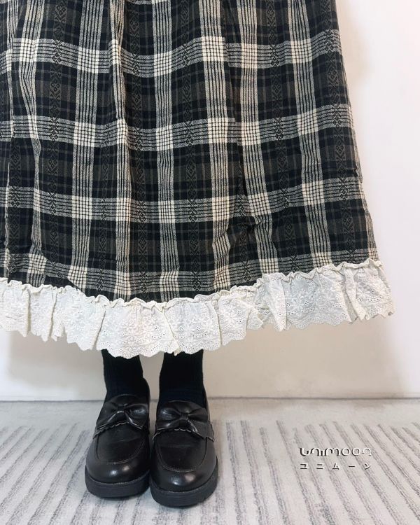 ꜱᴇᴘ 𝟮𝟱-𝟯 時光書頁英倫風焦糖格紋綁帶套裝（背心+裙） 