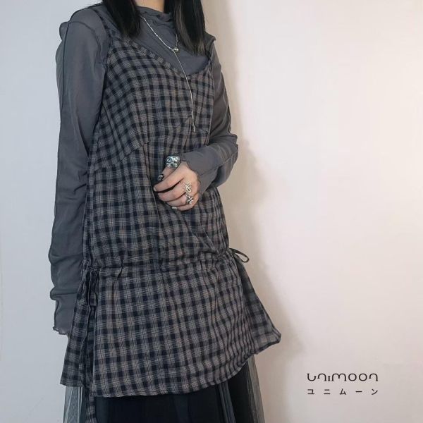 ᴊᴜɴ 𝟮𝟱-𝟮𝟭 格子謎語側綁帶抽皺背心 