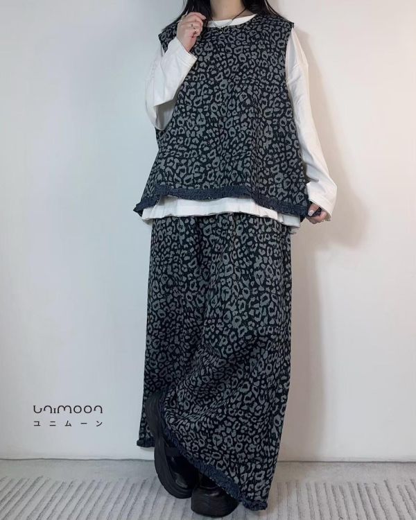 ɴᴏᴠ 𝟮𝟱-𝟮𝟭 丹寧豹紋木耳卷邊背心 