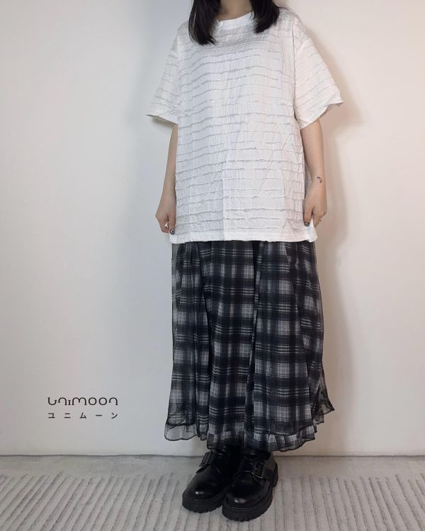 𝟮𝟲𝟯𝟭𝟬 紋理棉紙基本款上衣 