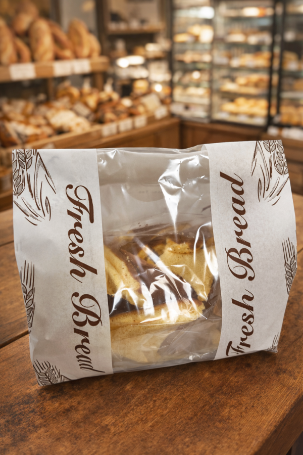 輕乳酪蛋糕切邊 