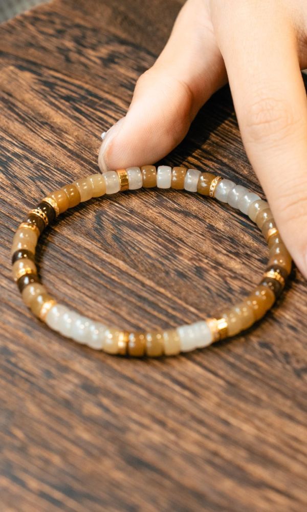 和田玉 ・ 煙紫糖料｜銀鑽切片 