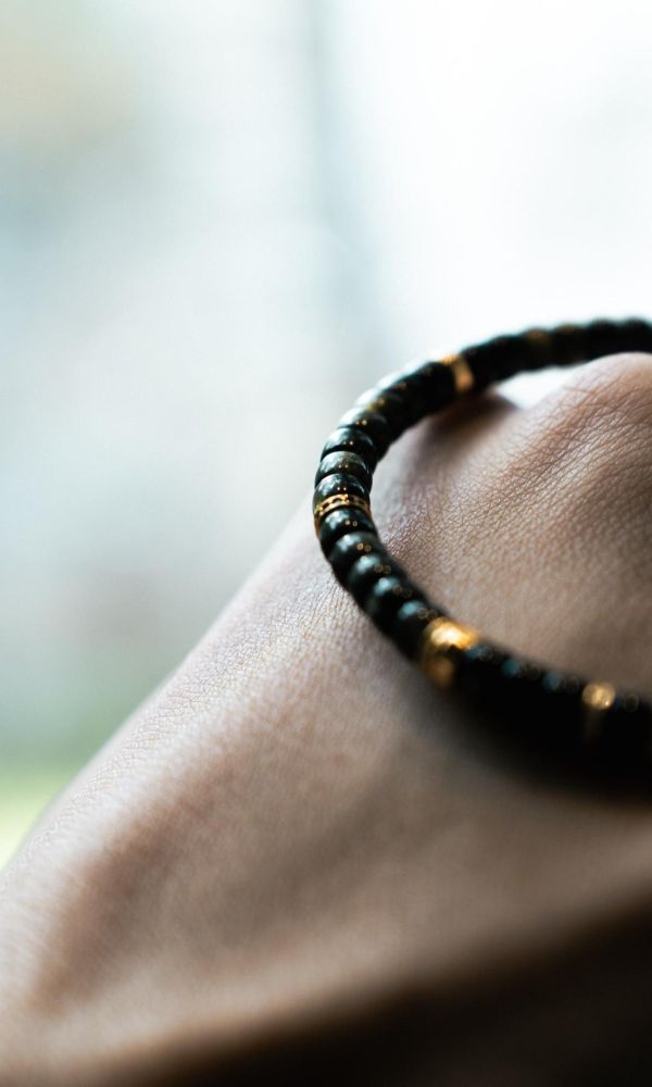 金曜石｜銀鑽切片 