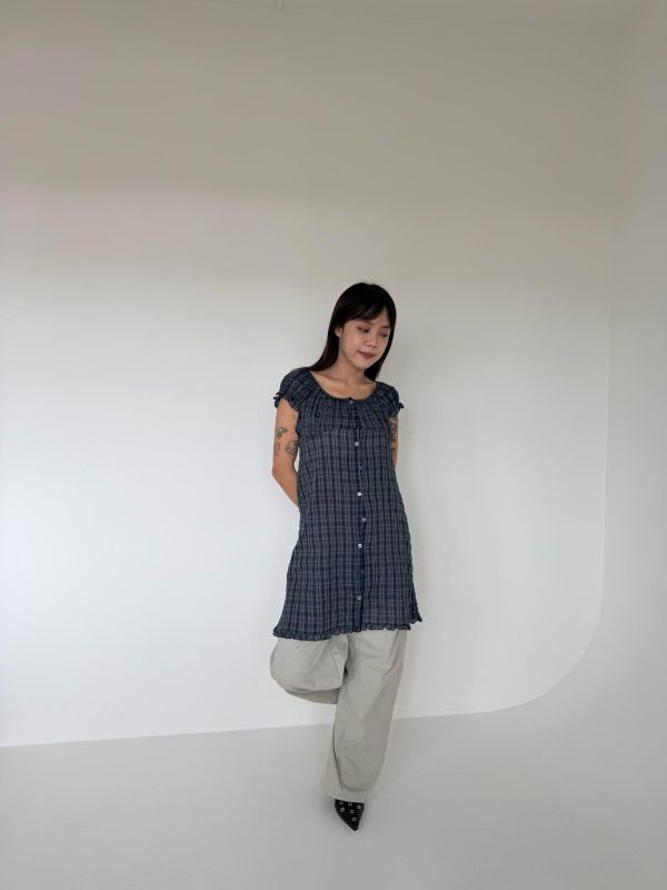 。Tokii選品。格紋復古感澎袖洋裝 
