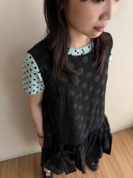 。Tokii選品。波點蝴蝶結背心洋裝 