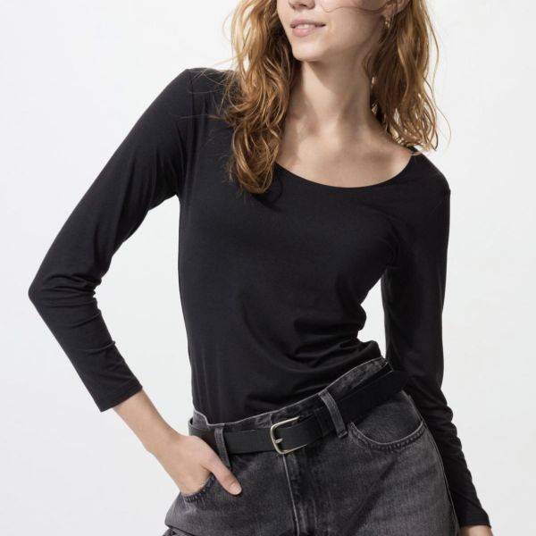 Uniqlo女生U領經典款發熱衣 
