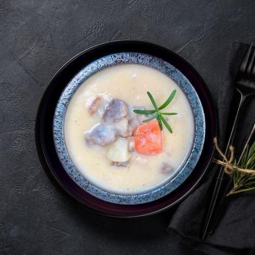 日本和牛佐法式奶油白醬 