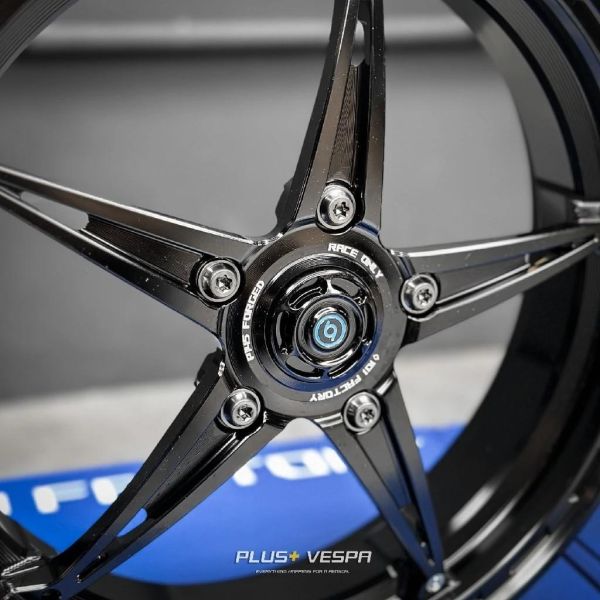 1O1 Factory 12" Race Forged Wheel P145 五爪鍛框Vespa 衝刺 春天 