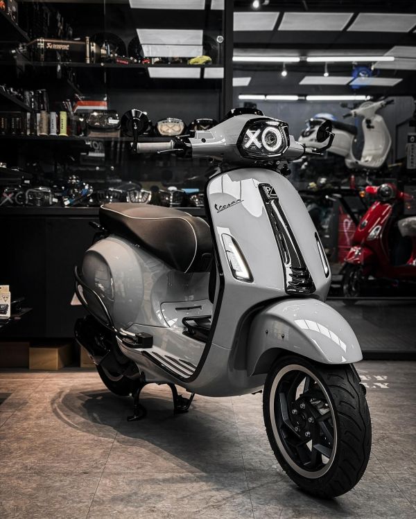 AS視覺鯊 XO魚眼大燈 V2 Vespa 偉士牌 衝刺 專用／3v／iget AS視覺鯊, XO魚眼大燈, AS魚眼大燈, Vespa 魚眼大燈, Vespa LED 大燈, Vespa Sprint 大燈, Vespa 衝刺大燈, Vespa Sprint 改裝, Vespa 3V 大燈, Vespa iGet 大燈, 偉士牌魚眼大燈, 偉士牌 LED 大燈, Vespa 頭燈改裝, Vespa 燈系改裝, Vespa 精品改裝, Vespa 外觀改裝, Vespa 車燈