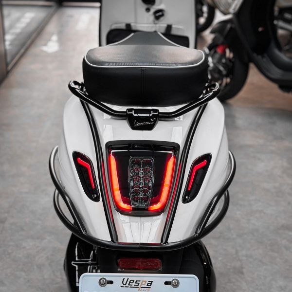 Zelioni 方向燈 LED 流水燈 Z牌 Vespa 偉士牌 衝刺/春天 Zelioni 方向燈, Z牌流水方向燈, Vespa 流水方向燈, Vespa LED 方向燈, Vespa 改裝方向燈, Vespa Sprint 方向燈, Vespa Primavera 方向燈, Vespa 衝刺改裝, Vespa 春天改裝, 偉士牌方向燈, 偉士牌 LED 方向燈, Vespa 燈系改裝, Vespa 外觀改裝, Vespa 精品改裝, Vespa 改裝配件, 流水式方向