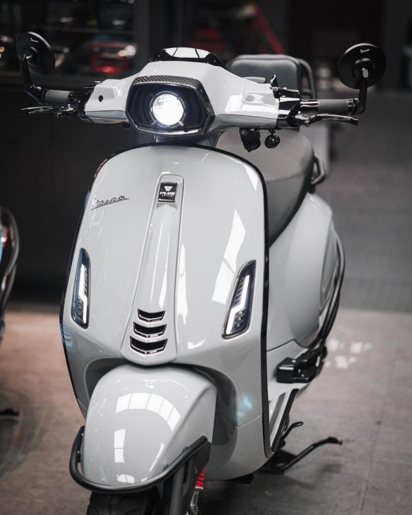 Gorgeous 魚眼大燈 衝刺專用 Sprint 頭燈 LED VESPA  偉士牌 