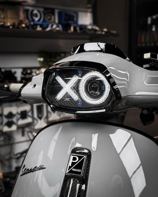 AS視覺鯊 XO魚眼大燈 V2 Vespa 偉士牌 衝刺 專用／3v／iget AS視覺鯊, XO魚眼大燈, AS魚眼大燈, Vespa 魚眼大燈, Vespa LED 大燈, Vespa Sprint 大燈, Vespa 衝刺大燈, Vespa Sprint 改裝, Vespa 3V 大燈, Vespa iGet 大燈, 偉士牌魚眼大燈, 偉士牌 LED 大燈, Vespa 頭燈改裝, Vespa 燈系改裝, Vespa 精品改裝, Vespa 外觀改裝, Vespa 車燈