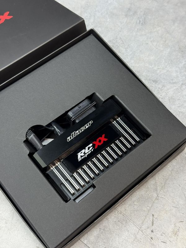 艾銳斯 aRacer Super xx 電腦 全取代噴射電腦 E4 E5 偉士牌 Vespa aRacer Super XX、RCMini XX,艾銳斯 Super X、aRacer ECU、艾銳斯電腦、機車電腦改裝、噴射電腦、ECU升級、Vespa ECU、偉士牌電腦、Vespa改裝電腦、機車性能改裝、動力提升、供油電腦、噴油控制器、Sprint改裝、Primavera改裝、GTS改裝、Vespa性能升級、機車動力改裝、aRacer調校、Vespa配件、偉士牌改裝精品。