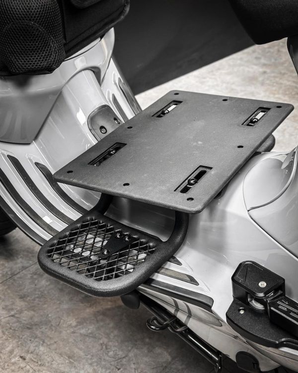ADA 腳踏置物架 偉士牌 VESPA 
