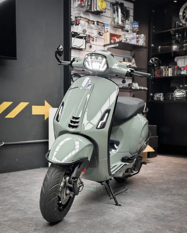 ROBOT 機器人 LED 魚眼 大燈 Vespa 偉士牌 衝刺3v／iget ROBOT 機器人大燈, Vespa 魚眼大燈, Vespa LED 大燈, Vespa 頭燈改裝, Vespa Sprint 大燈, Vespa 衝刺大燈, Vespa 3V 大燈, Vespa iGet 大燈, 偉士牌魚眼大燈, 偉士牌 LED 頭燈, Vespa 燈系改裝, Vespa 外觀改裝, Vespa 精品改裝, Vespa 車燈升級, Vespa 夜間照明, Vespa 改裝配件,