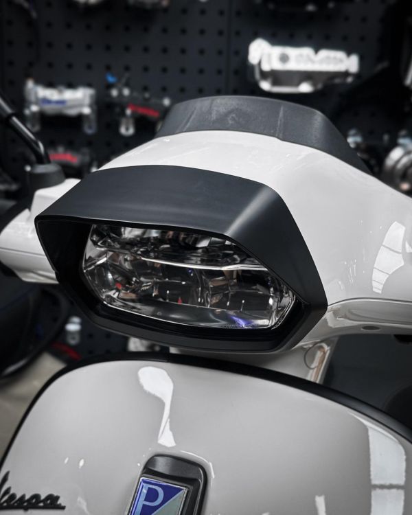 Genoa 碳纖維 加長大燈框 卡夢 鍛造 消光黑 亮面黑 FL車款專用 vespa 衝刺 偉士牌 