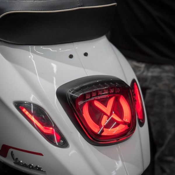 暴風 X-C1 尾燈 衝刺/春天 偉士牌 VESPA SPRINT PMV 