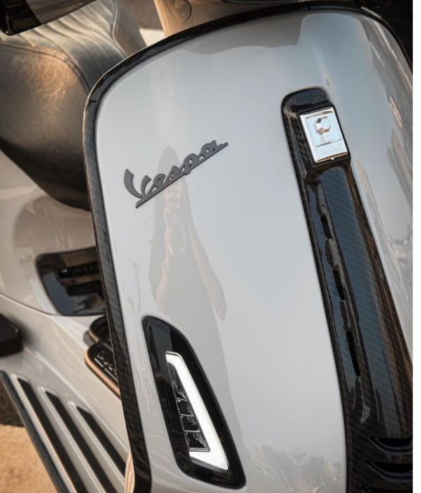 碳纖維 邊條組 卡夢 鍛造 Vespa 衝刺 春天 LX 偉士牌 碳纖維邊條組, 卡夢邊條, 鍛造卡夢, Vespa碳纖維, Vespa卡夢配件, 偉士牌碳纖維, 偉士牌卡夢, Sprint碳纖維, Primavera碳纖維, LX碳纖維, Vespa外觀改裝, 偉士牌改裝配件, Vespa邊條, 車身邊條組, 卡夢改裝, Vespa精品配件, Vespa外觀升級, Sprint改裝, Primavera改裝, PLUS VESPA