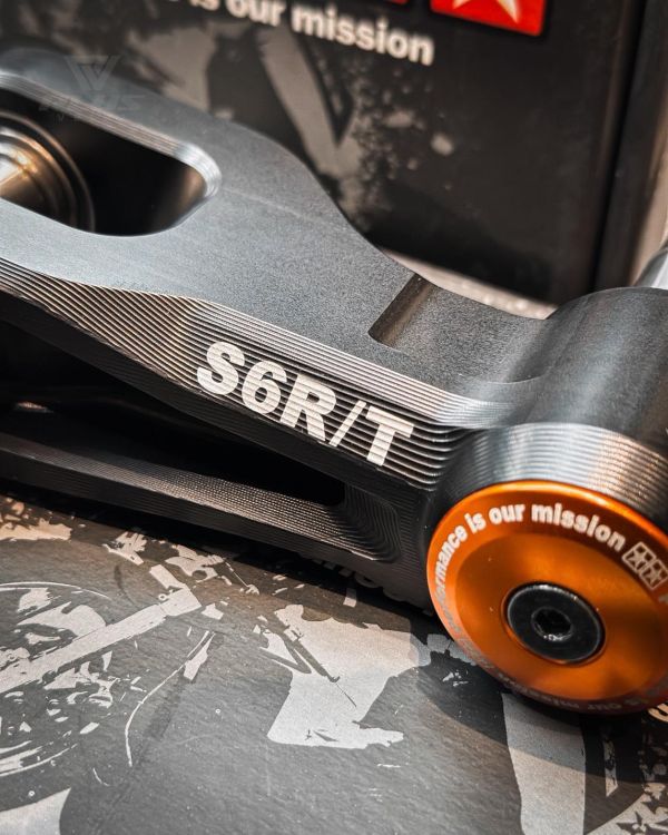 Vespa S6R/T 鍛造前輪搖臂 CNC S6RT 新版搖臂 