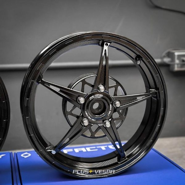 1O1 Factory 12" Race Forged Wheel P145 五爪鍛框Vespa 衝刺 春天 