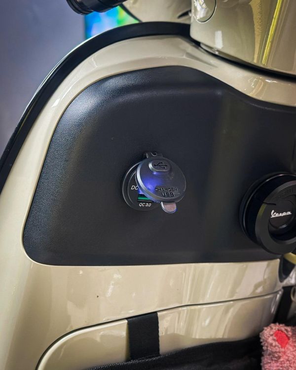 PERNIS 鉑尼斯 雙孔機車快充座 車充 支援Type-C/USB 