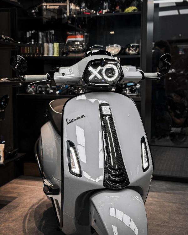 AS視覺鯊 XO魚眼大燈 V2 Vespa 偉士牌 衝刺 專用／3v／iget AS視覺鯊, XO魚眼大燈, AS魚眼大燈, Vespa 魚眼大燈, Vespa LED 大燈, Vespa Sprint 大燈, Vespa 衝刺大燈, Vespa Sprint 改裝, Vespa 3V 大燈, Vespa iGet 大燈, 偉士牌魚眼大燈, 偉士牌 LED 大燈, Vespa 頭燈改裝, Vespa 燈系改裝, Vespa 精品改裝, Vespa 外觀改裝, Vespa 車燈