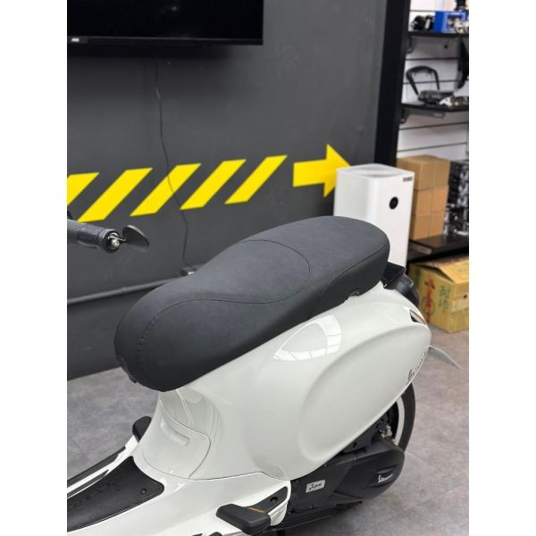 手工客製化 類麂皮雙人椅墊 衝刺 / 春天 偉士牌 交換 買斷 客製化 