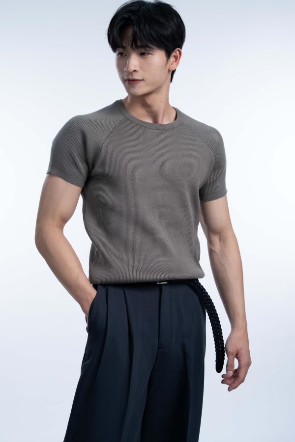 Muscle Fit 厚磅針織短衫 Muscle Fit