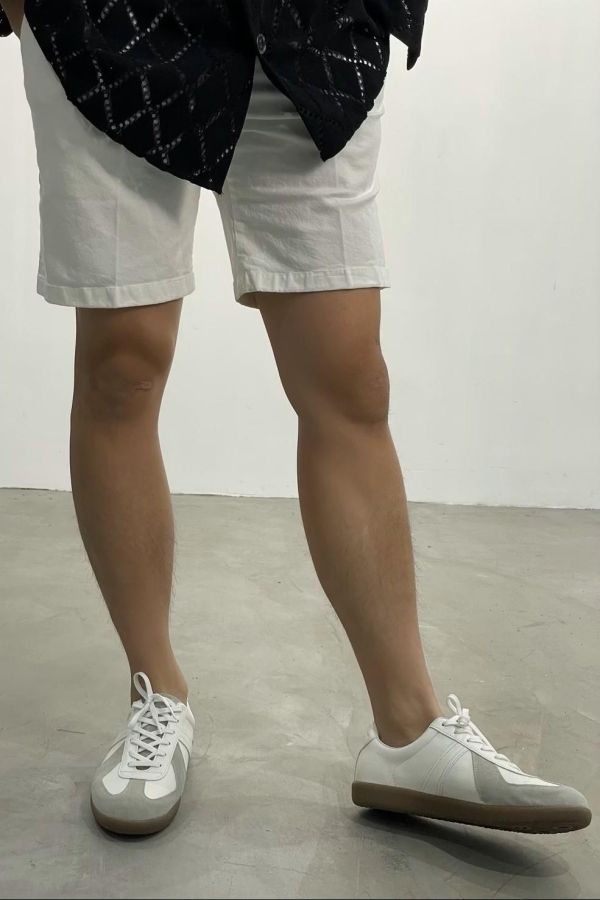 德訓麂皮小白鞋 