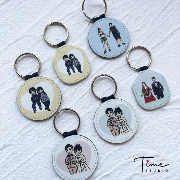 客製化 皮革鑰匙圈｜Q版 手繪 相片 情侶 家人 紀念日 似顏繪 夫妻 姊妹 寵物 