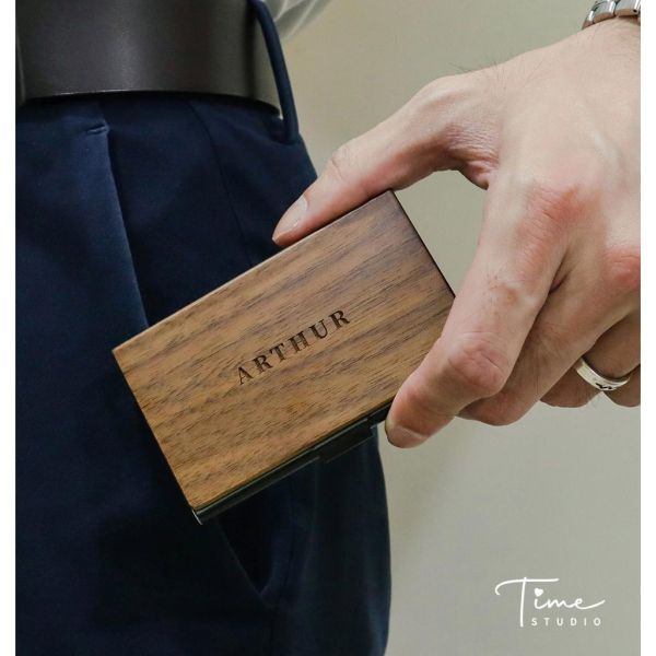 手工木製名片盒x客製雷雕｜上班族x業務x外勤必備｜情人節x轉職禮x生日禮 