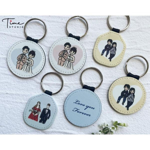 客製化 皮革鑰匙圈｜Q版 手繪 相片 情侶 家人 紀念日 似顏繪 夫妻 姊妹 寵物 
