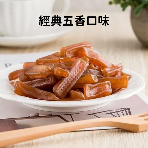 現貨【低卡五香蒟蒻條150g】低卡低脂輕食五香蒟蒻條高纖低熱量春節過年零食年節伴手禮瘋熊【MOMOCAT摸摸貓】P85 古早味,懷舊,復古,高纖,低卡,低熱量,蒟蒻條,老滷,豆干,豆乾,五香,餅乾,洋芋片,零食,宵夜,小點,果乾,水果乾,蜜餞,春節,年節,過年,伴手禮,瘋熊