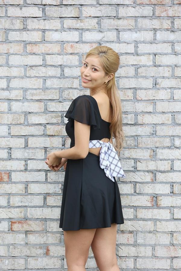 【漾著泳裝】2026新品  雅漾連身裙泳裝 黑色 9号 比基尼,泳裝,渡假,日本製,泳池,派對,沙灘,海洋,酐攤,泳池,度假